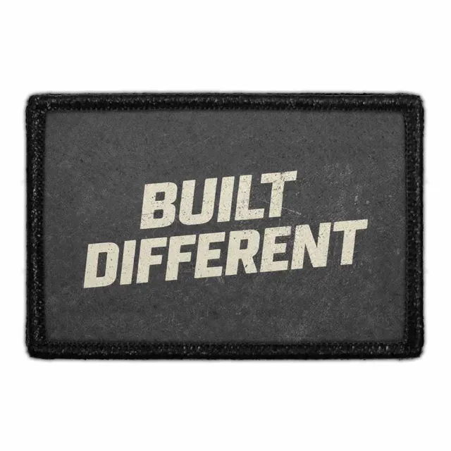 Pull Patch Built Different patch med velcro 7,6x5 cm