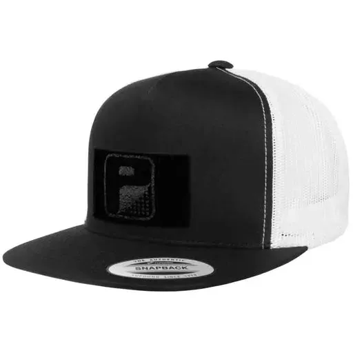 Pull Patch Trucker Flat Bill snapback kasket sort hvid