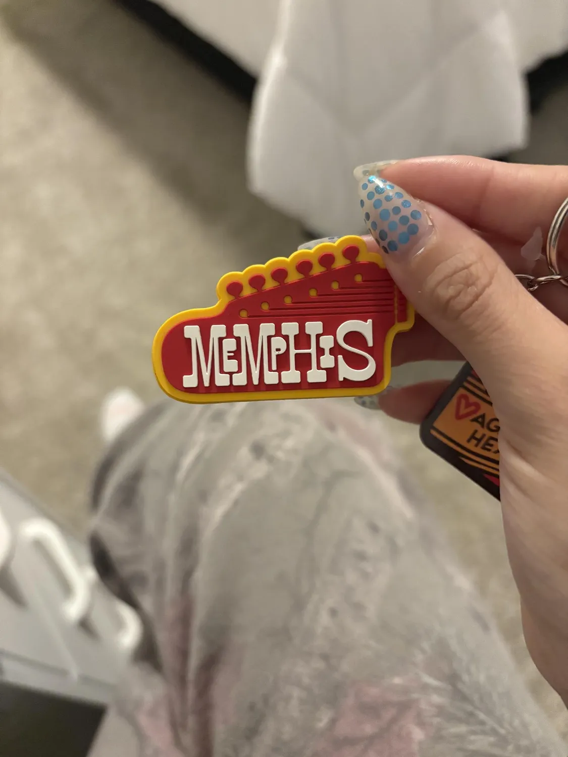 Vagabond Heart Memphis nøglering broderet souvenir