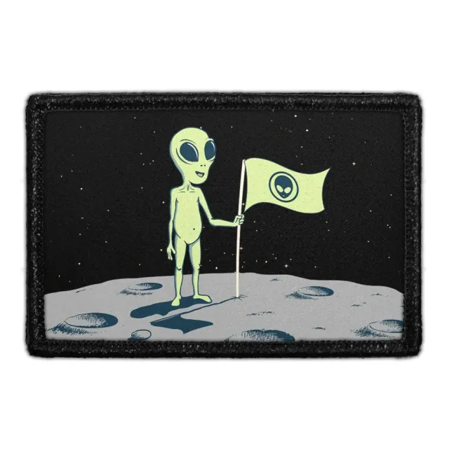 Pull Patch Alien On Moon patch med velcro rum-motiv