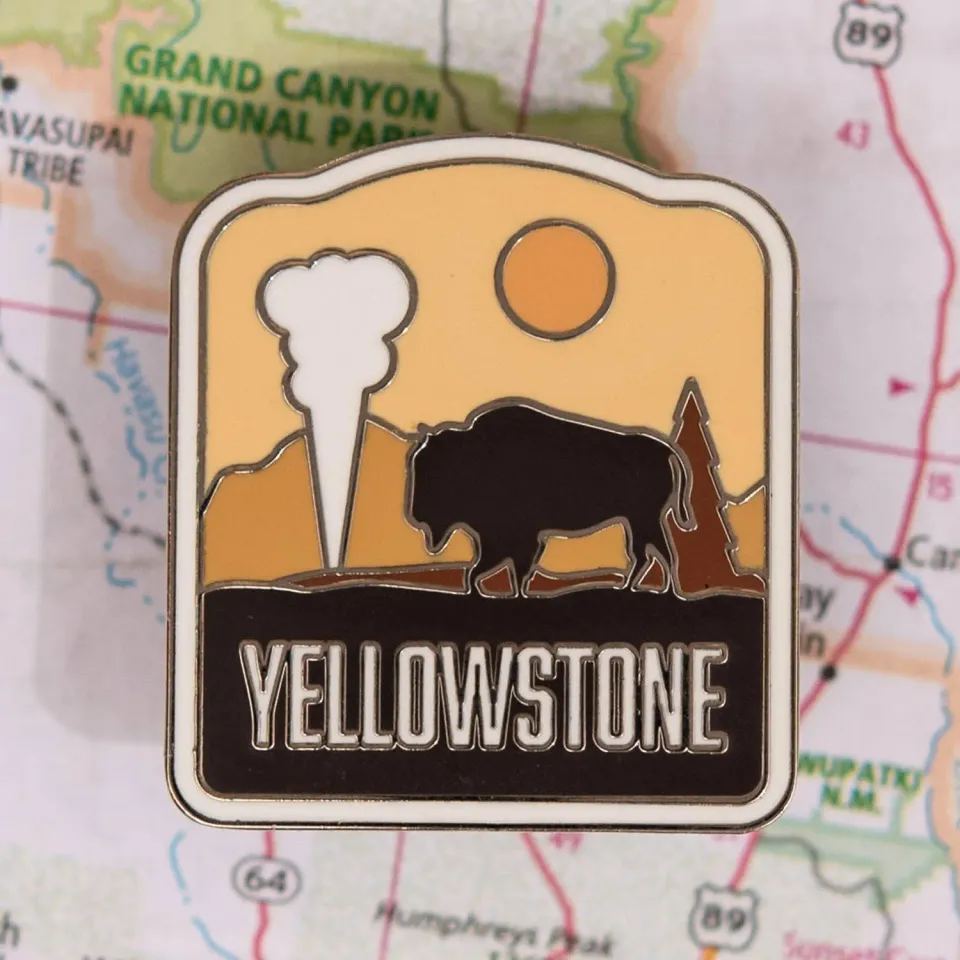 Vagabond Heart Yellowstone National Park emaljepin hård