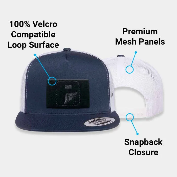 Pull Patch Trucker Flat Bill snapback kasket navy hvid